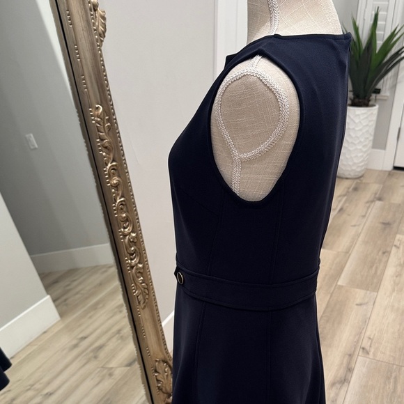 H&M Classic Navy Sleeveless Mini Dress - Picture 4 of 6